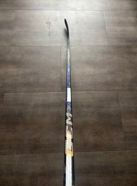 Intermediate CCM Ribcor Trigger 9 Pro Right-Handed Hockey Stick P88 65 Flex (Barely used)