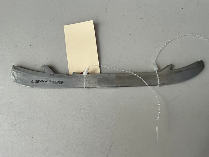 Bauer LS PULSE Holders, Runners, & Replacement Steel Blades 221 mm (Used)
