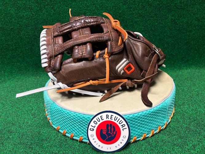 Nokona X2 ELITE LH First Base Baseball Glove 12.5" (Used)