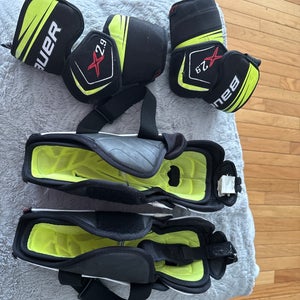 Junior Large Bauer Vapor Hyperlite Elbow Pads (Used)