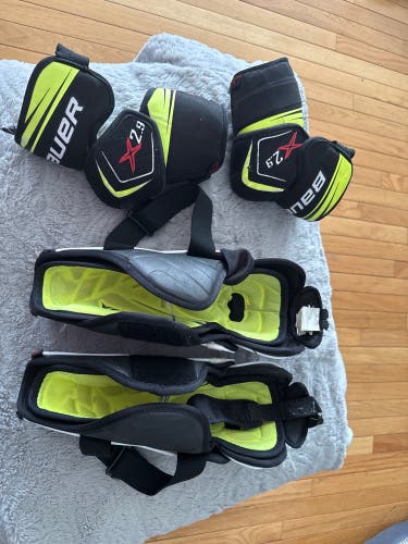 Junior Large Bauer Vapor Hyperlite Elbow Pads (Used)