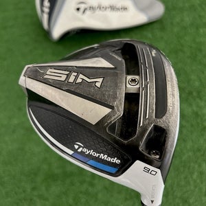 Taylormade Sim 9.0 Driver w Headcover / Stiff