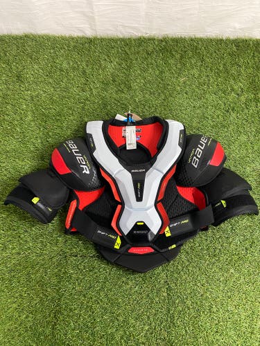 Senior Bauer Vapor Shift Pro Shoulder Pads| Senior Size Medium