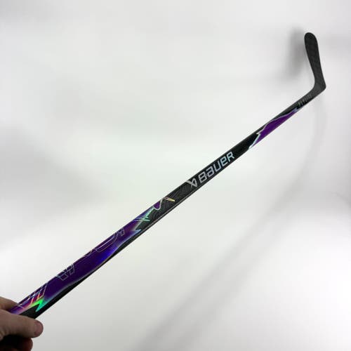New Left Purple Bauer Vapor Flylite | 65 Flex P92 Curve Grip | #A449