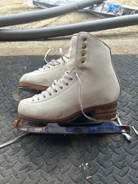 Jackson Ultima Freestyle Figure Skates B Adult 5