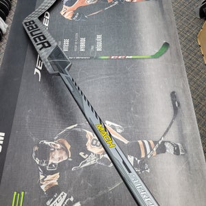 P31 | 25" NEW! Senior Bauer Supreme Mach Full Right Goalie Stick 25" Paddle Pro Stock (New)