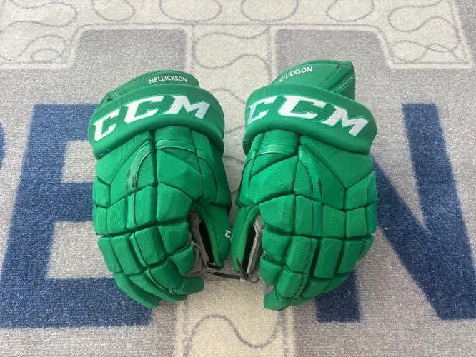 Pro Stock 14” CCM XG 12XP Pro Player Gloves Toronto St Pats