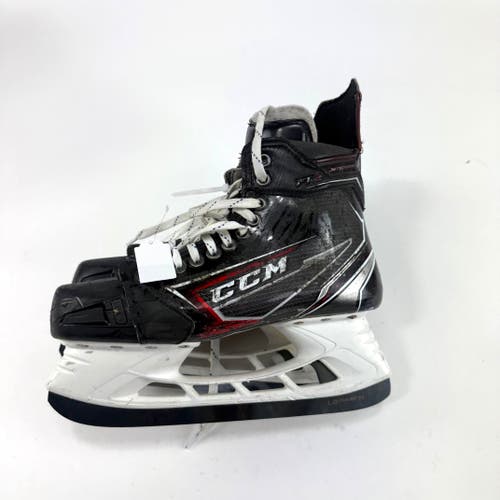 Used CCM Jetspeed FT2 Skates | Size 8 | J436