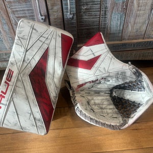 Pro Stock True Catalyst PX5 Pro Goalie Glove & Blocker Set Husso