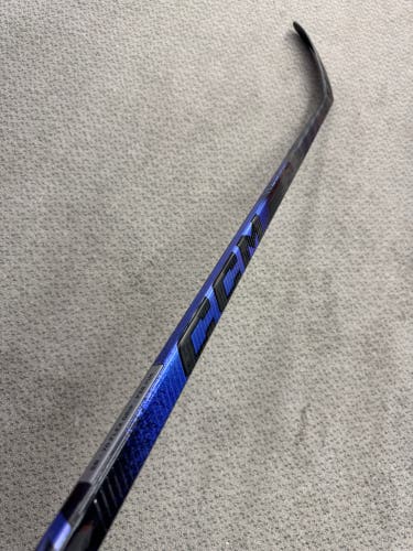 Senior CCM Ribcor Trigger 10 Pro Right Handed Hockey Stick P28+1/4 70 Flex (New)