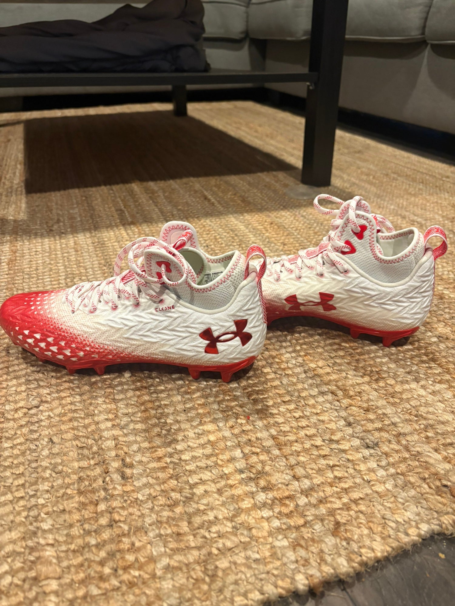 Under Armour Men\'s 13 Spotlight Clone 3.0 MC Football Cleats 3026334-107 WHT/RED Under Armour Spotlight Clone MC LE  main image 4