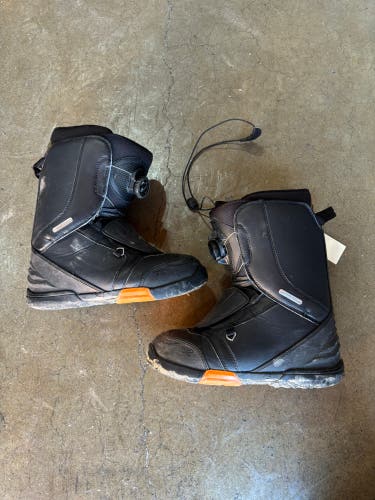 Size M 10.0 (W 11.0) Rossignol Excite BOA Shield Snowboard Boots