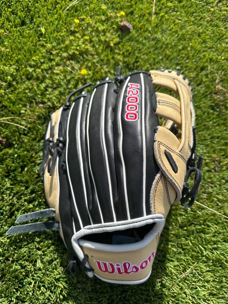 Wilson A2000 1750 RH Baseball Glove 12.5" (Used)