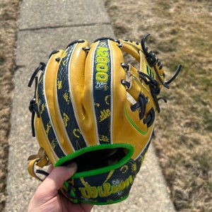 2025 Wilson A2000 RH Infield Baseball Glove 11.5" (Used)