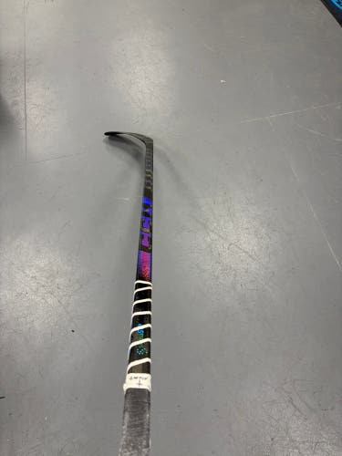 Senior CCM Ribcor Trigger 9 Pro Right Handed Hockey Stick P90T 85 Flex Pro Stock (Used)