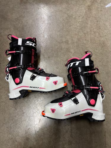 New Mondo 26.0 Women's Scott Celeste Ski Boots