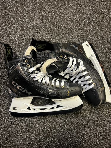 Black 2024 CCM Tacks XF Pro Hockey Skates Regular Width Pro Stock 9.5 (Used)