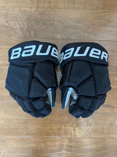 NHL Pro Stock Custom Bauer Hyperlite Hockey Gloves 14” Frank Vatrano Short Cuff Hockey Gloves