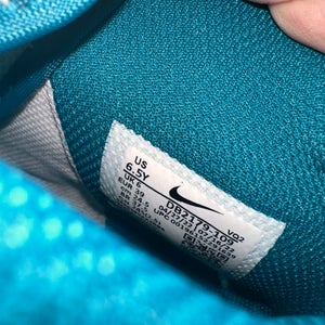 Unisex 6.5Y (Big Kids / Youth) Youth Nike Dunk High Shoes in Bright Spruce Volt (Used)