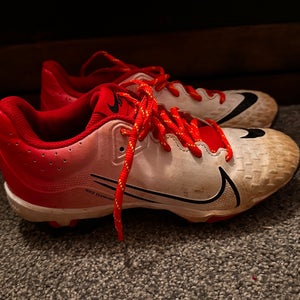 White Women's Size M 6.0 (W 7.0) Nike Hyperdiamond 4 Keystone Low Top Molded Cleats (Used)