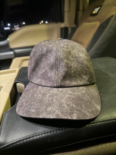 Grey Adult Unisex Medium/Large Lululemon Hat (Used)