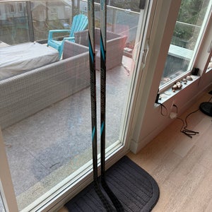 Senior Bauer Nexus Tracer Left Hand Hockey Stick P28 70 Flex (Used)