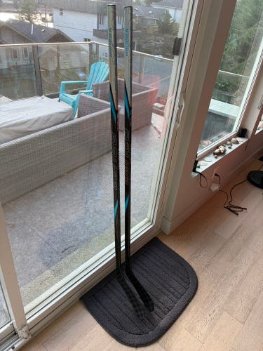 Senior Bauer Nexus Tracer Left Hand Hockey Stick P28 70 Flex (Used)