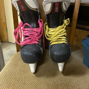 2014 Bauer Vapor APX2 Hockey Skates Regular Width 10 (Used)