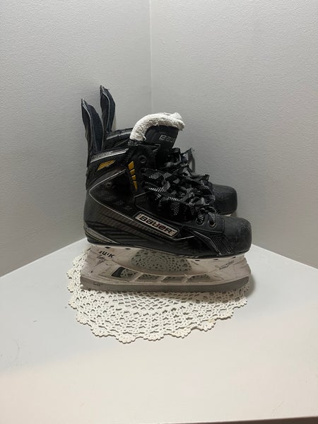 Bauer Supreme LTX Hockey Skates Extra Wide Width Size 3.5 (Used)
