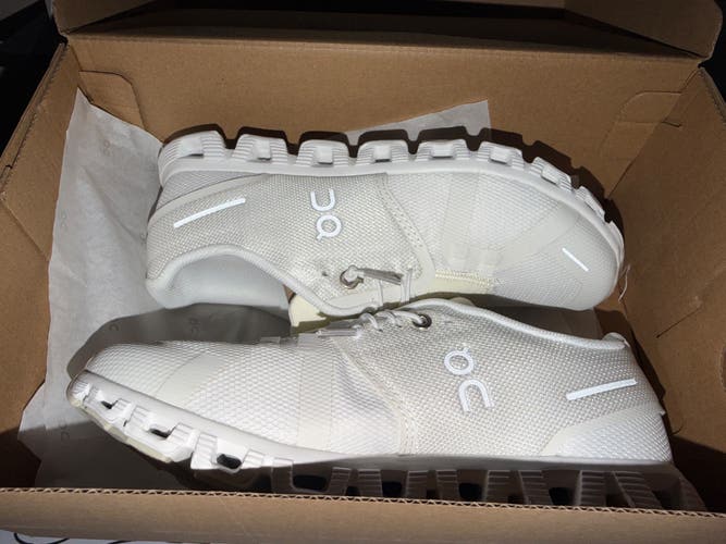 White Women's Size M 6.5 (W 7.5) Adult Marucci Shoes (New)