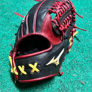 Mizuno Global Elite RH Infield Baseball Glove 11.5" (Used) Broke in, refreshed and relaced