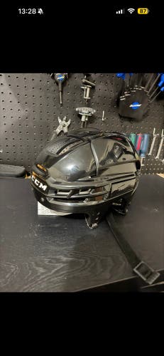 Medium CCM Tacks 910 Helmet Pro Stock (Used)