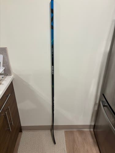 Senior Bauer Nexus Geo Right Handed Hockey Stick P88 87 Flex Pro Stock (Used)