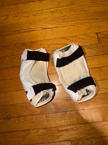 Medium Adult STX Cell IV Arm Pads (Used)