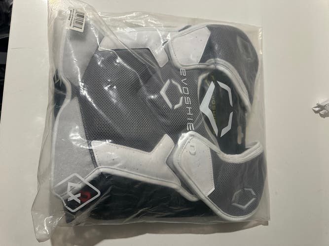 Large Adult Shoulder Pads (New) EVO SHIELD