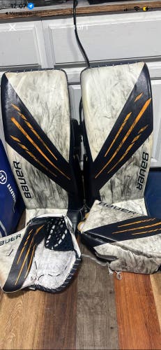 Small Bauer Hyperlite Goalie Chest Protector (Used)