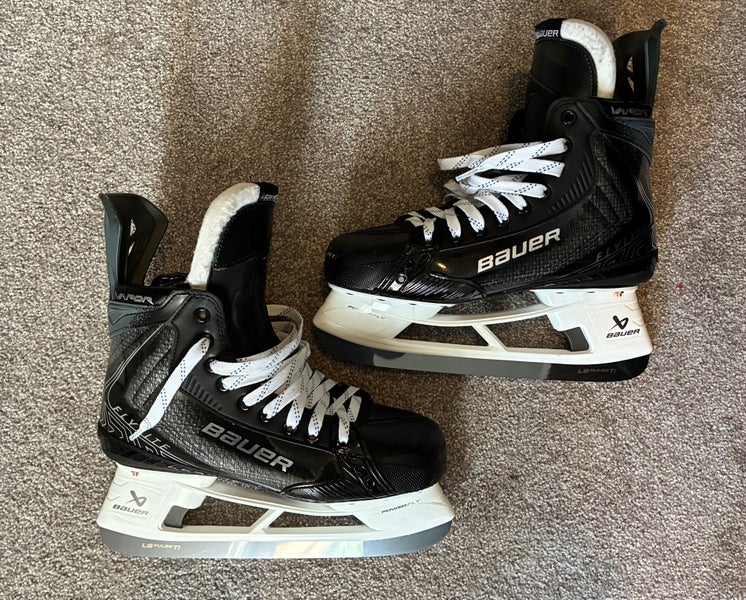 (almost new) Custom Black Bauer Vapor FlyLite Hockey Skates-8 D/A