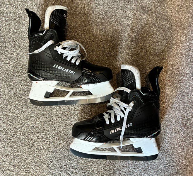 (very good condition) Bauer Supreme Shadow Hockey Skates Size 8 Fit 2