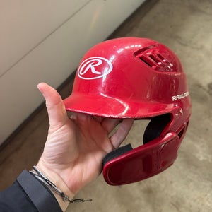 Rawlings Helmet R16J-R1
FITS SIZES 6-7⅛
