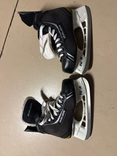 2015 Bauer Supreme One.4 Hockey Skates 7.5 (Used)
