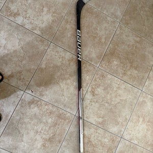 Intermediate Bauer Vapor Hyperlite Right Handed Hockey Stick P92 55 Flex (Used)