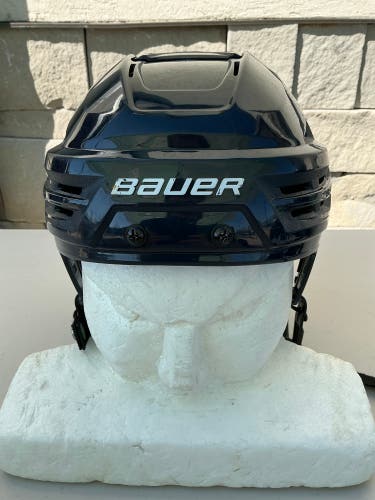 Bauer Re-Akt 85 Pro Stock Hockey Helmet Small Navy Blue (Used) 9472