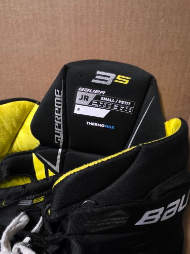 Junior Small Bauer Supreme 3S Hockey Pants (Used)