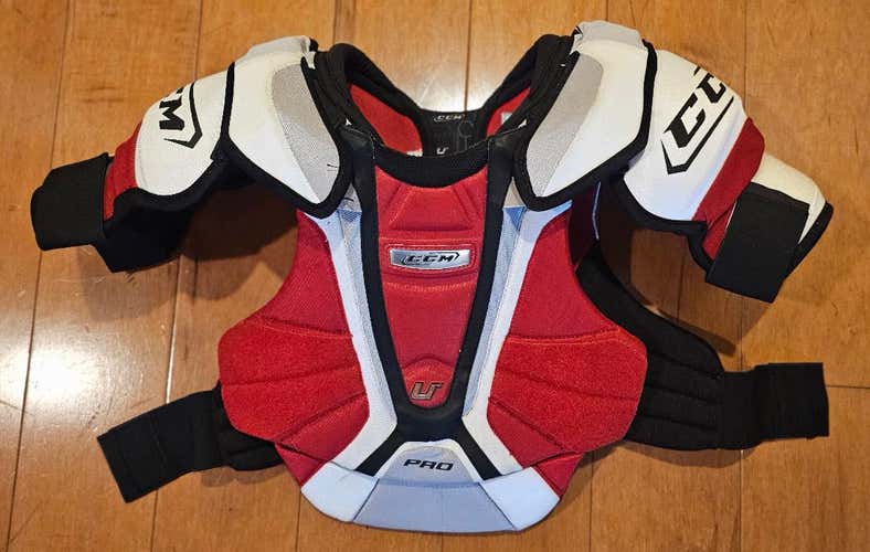 Men's Small Senior CCM U+ Shoulder Pads (Used)