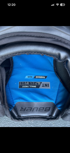 Small Bauer Goalie Chest Protector (Used)