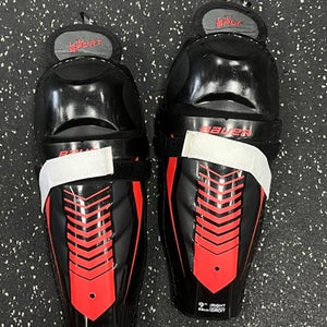 Used Bauer LIL SPORT Youth Shin Guards Black 9" 11849-S000036795
