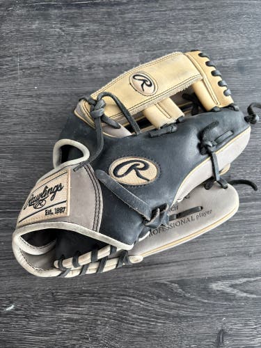 2023 Rawlings Heart of the Hide RH Infield Baseball Glove 11.75" (Used)