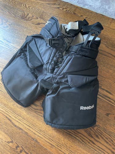 Junior Small Reebok HPG Hockey Goalie Pants (Used)