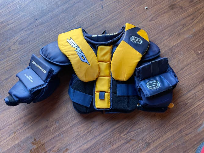 Large/Extra Large Sher-Wood AB9960 Goalie Chest Protector (Used)