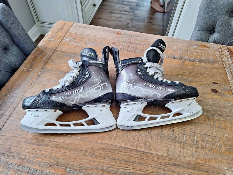 Bauer Vapor Hyperlite Hockey Skates